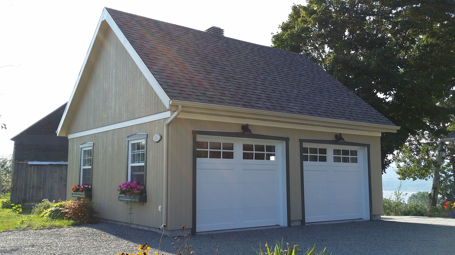 Garage